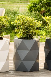 Geometryczna designerska donica Monumo Modena szara z wewnętrzną półkąH:54