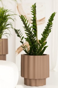 Donica na taras Ribbo 55 cm beżowa mokka Monumo z wewnętrzną półką