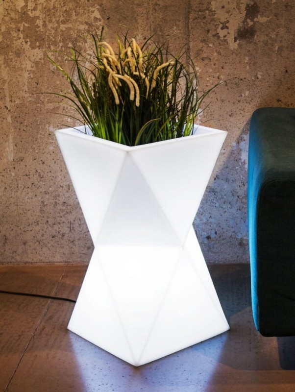 Podświetlana donica LED ogrodowa geometryczna 70 cm – barwa neutralna | Valencia light | Monumo