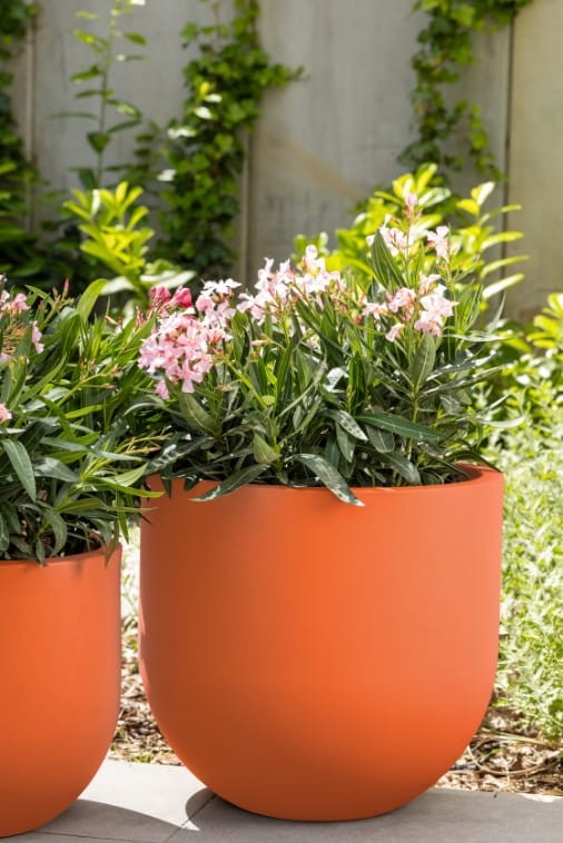 Donica okrągła na taras Primo 50 cm pomarańczowa z wkładem | Monumo