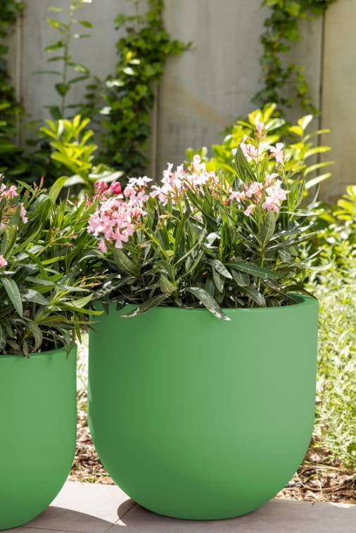 Donica okrągła na taras Primo 50 cm limonkowa z wkładem | Monumo