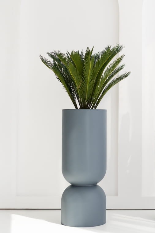 Donica do salonu Perfetto 80 cm kielich szara z wewnętrzną półką Monumo