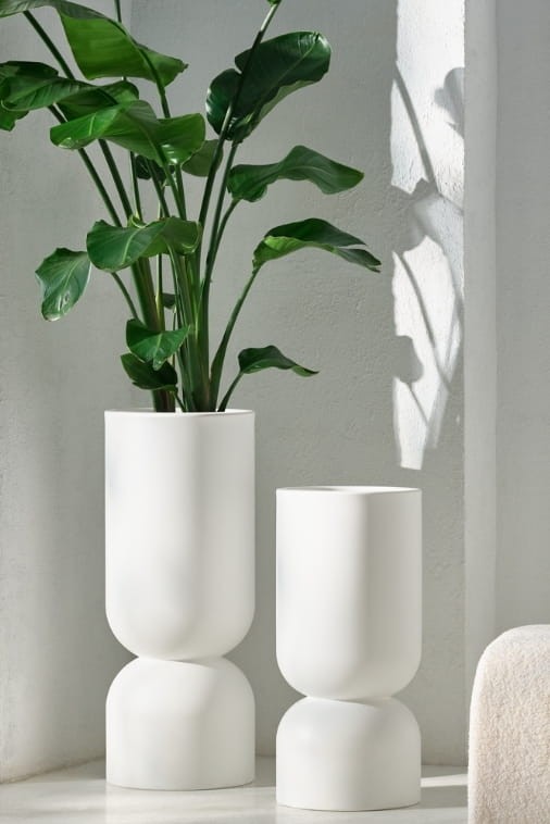 Zestaw wysokich donic ogrodowych kielich 2 szt. 65 i 80 cm białych | Perfetto z półką | Monumo