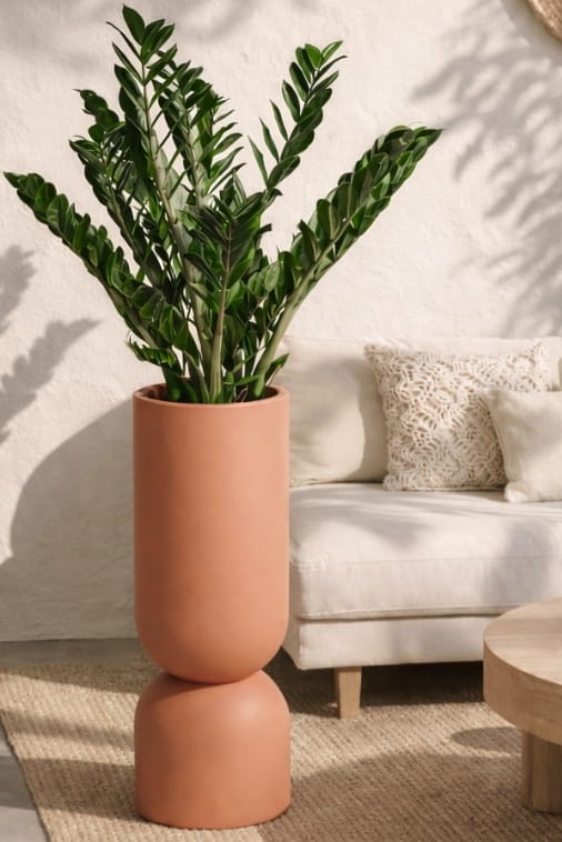 Donica na taras Perfetto 80 cm brzoskwiniowa kielich z półką Monumo