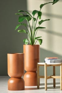 Zestaw wysokich donic ogrodowych kielich 2 szt. 65 i 80 cm w efekcie rdzy | Perfetto z półką | Monumo