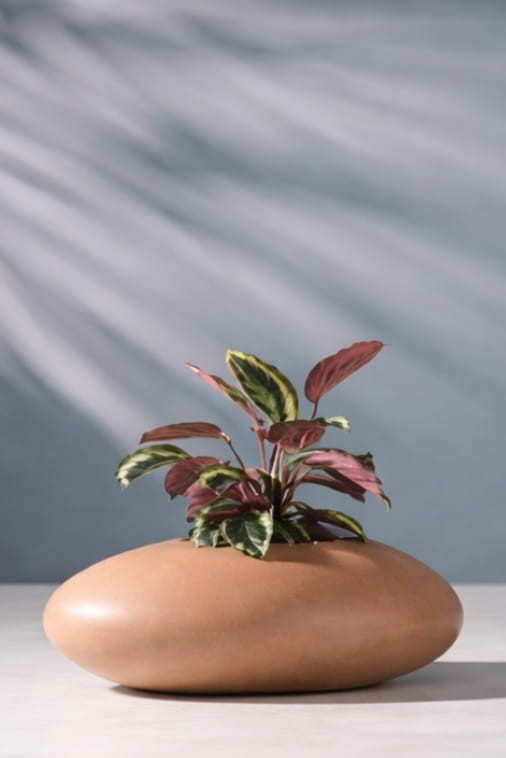 Donica ogrodowa kamień 88 cm mokka | Stoner M z półką | Monumo