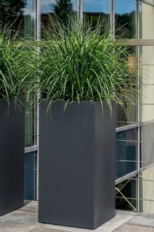 Wysoka prostokątna donica ogrodowa 70 cm (35x35x70) antracyt | Tower Pot z półką | Monumo 