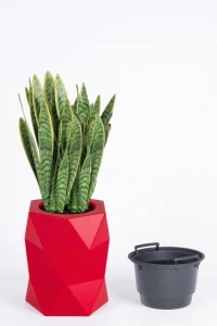 Donica tarasowa geometryczna designerska 54 cm czerwona z wyjmowanym wkładem | Modena | Monumo