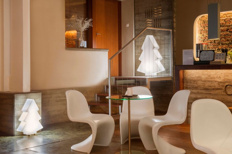 Ozdoby świąteczne Monumo w salonie