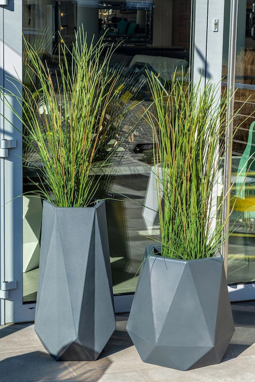 Wysoka nowoczesna donica Monumo Siena