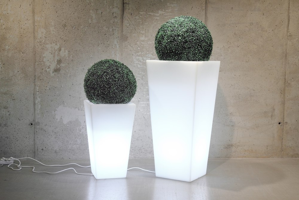 Wysoka donica podświetlana Monumo Slim Line M