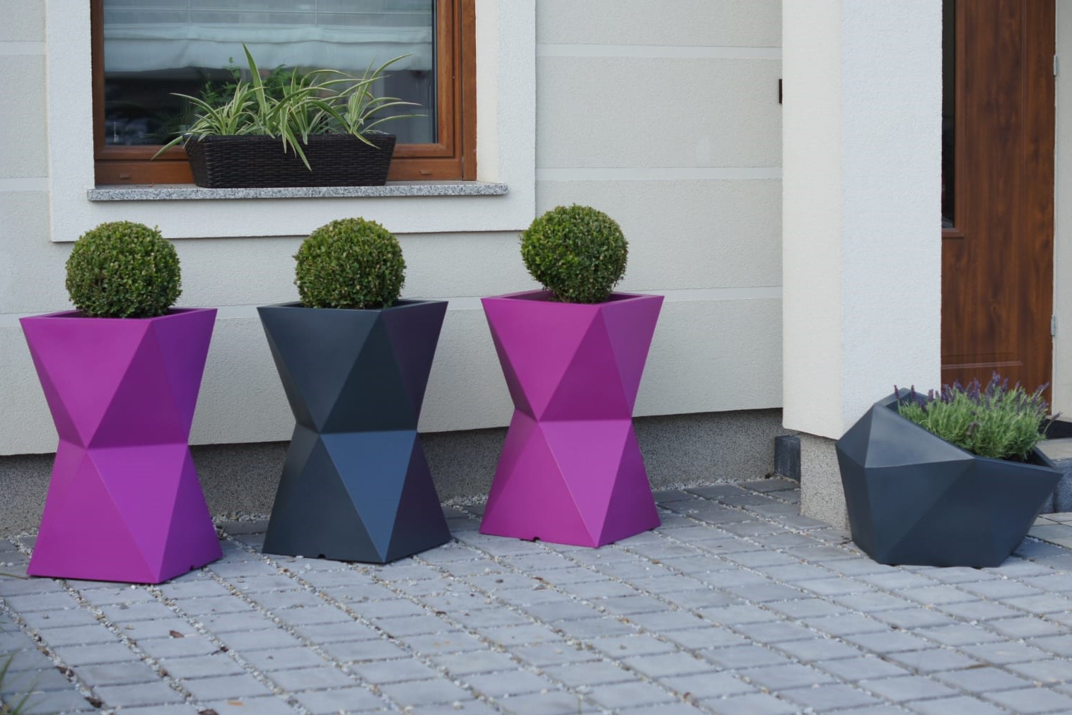 Nowoczesna donica Monumo Valencia