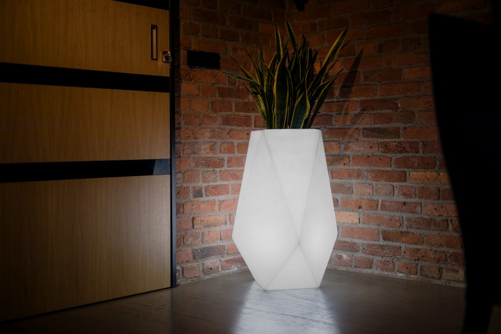 Nowoczesna donica Led do salonu Lungo Maxi